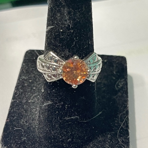 Peach and Clear Cubic Zirconia Ring. - Picture 1 of 5